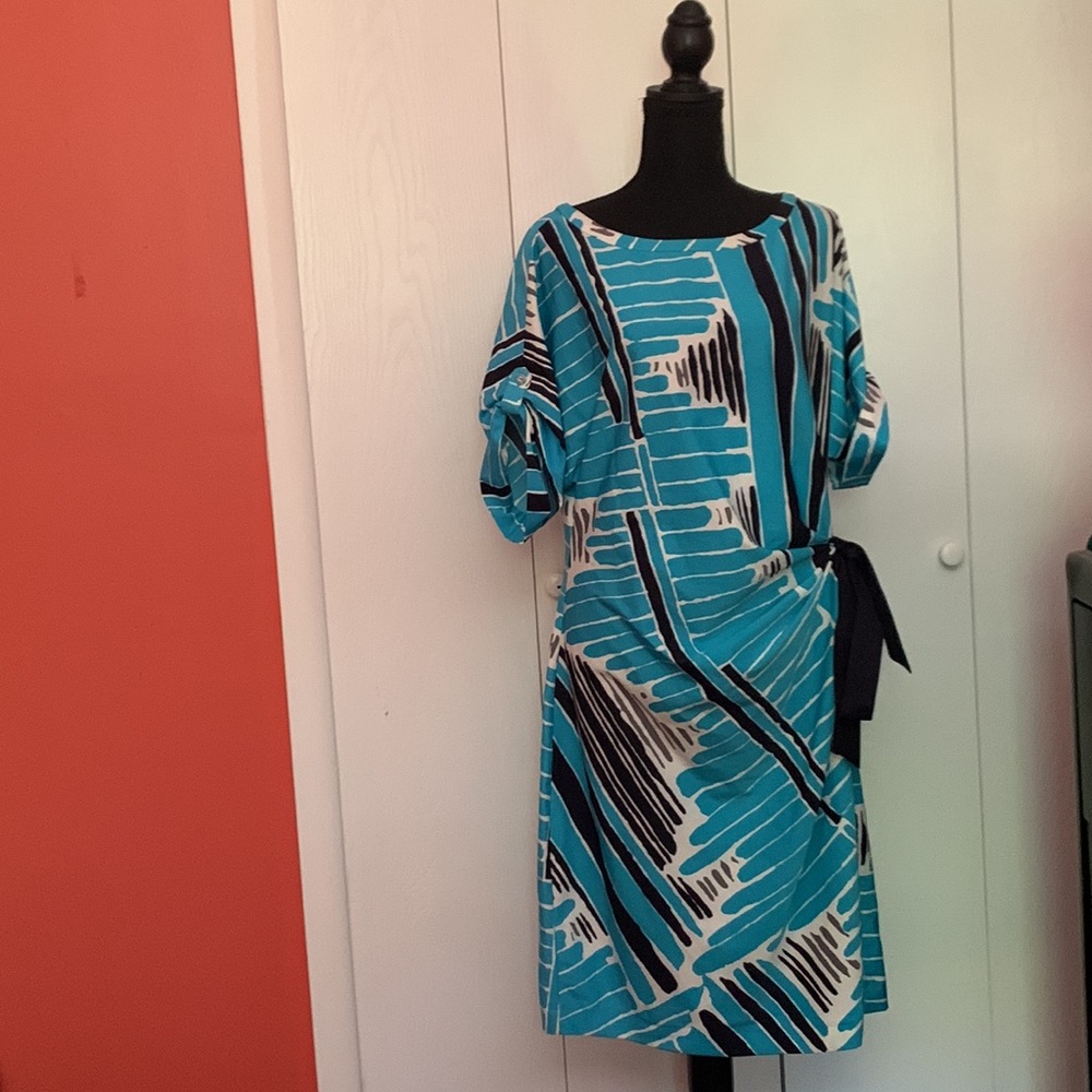 A multicolor dress